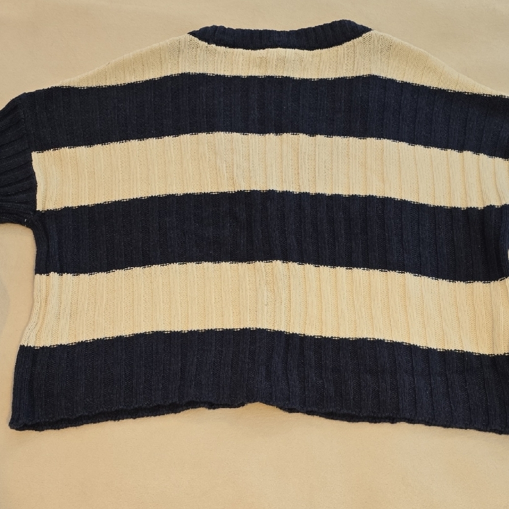 American Eagle Outfitters Striped Navy and Cream Cardigan - Picture 7 of 7
